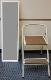 METAL FOLDING STEPLADDER AND A