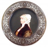 METAL FRAMED CHARGER WITH INSE