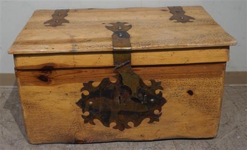 METAL MOUNTED FRUITWOOD TRUNK,