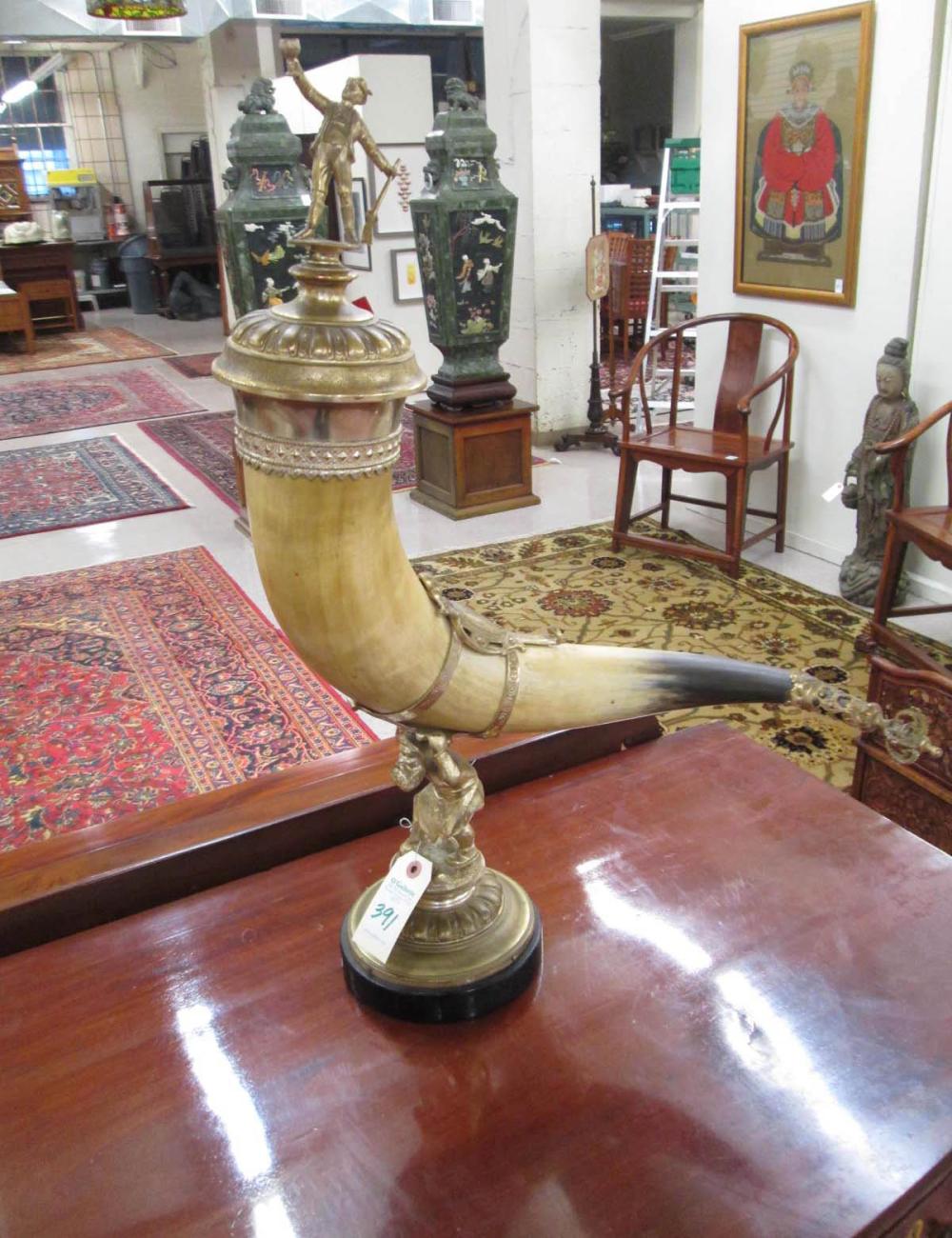 METAL-MOUNTED HORN TROPHY POKAL,
