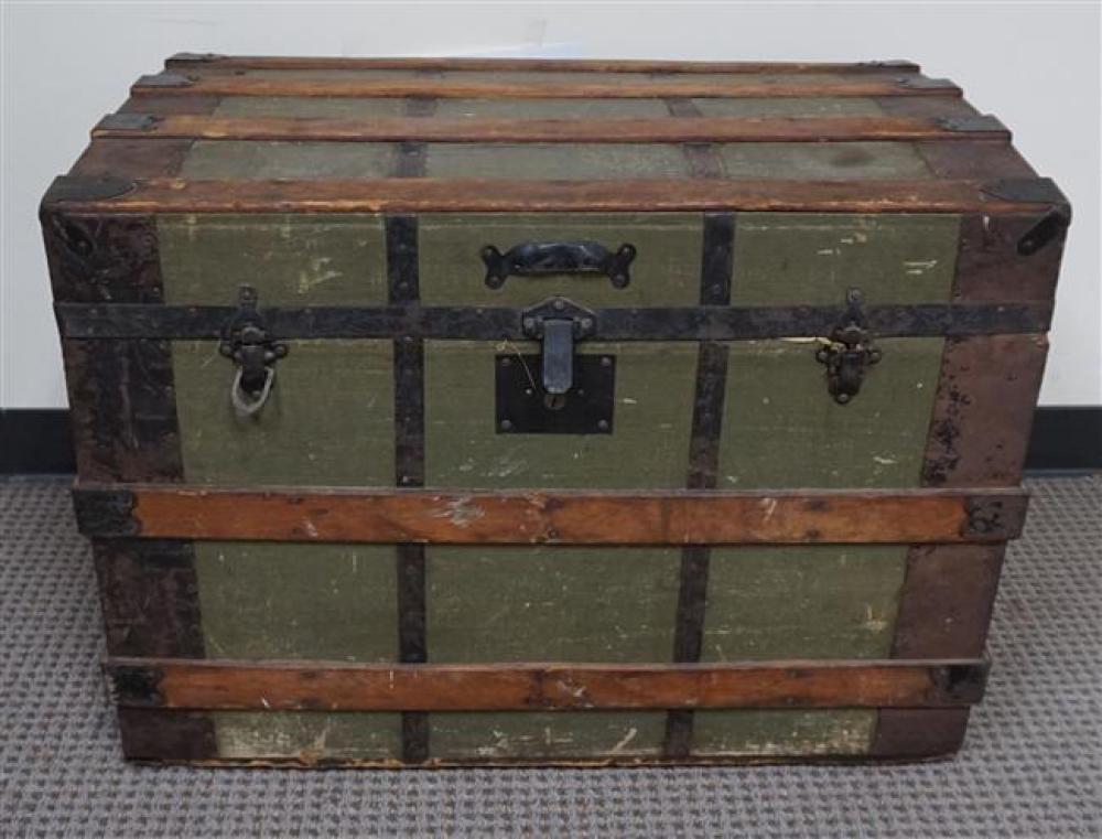 METAL MOUNTED PACKING TRUNK, H: