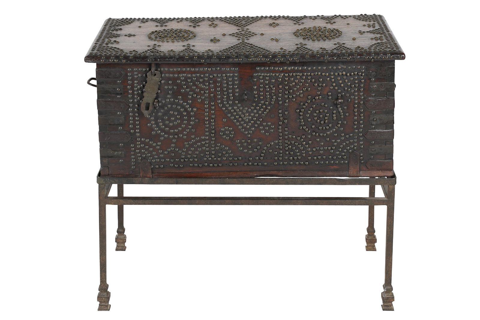 METAL-STUDDED WOOD TRUNK ON IRON