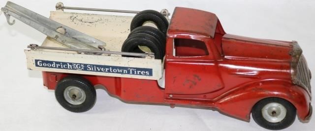METALCRAFT WRECKER TRUCK. 1930S