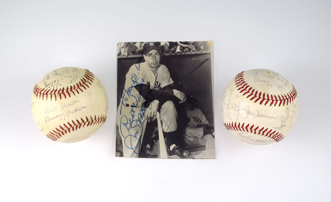 METS TEAM SIGNED BASEBALL & JOE