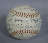 METS TEAM SIGNED BASEBALL 27 S