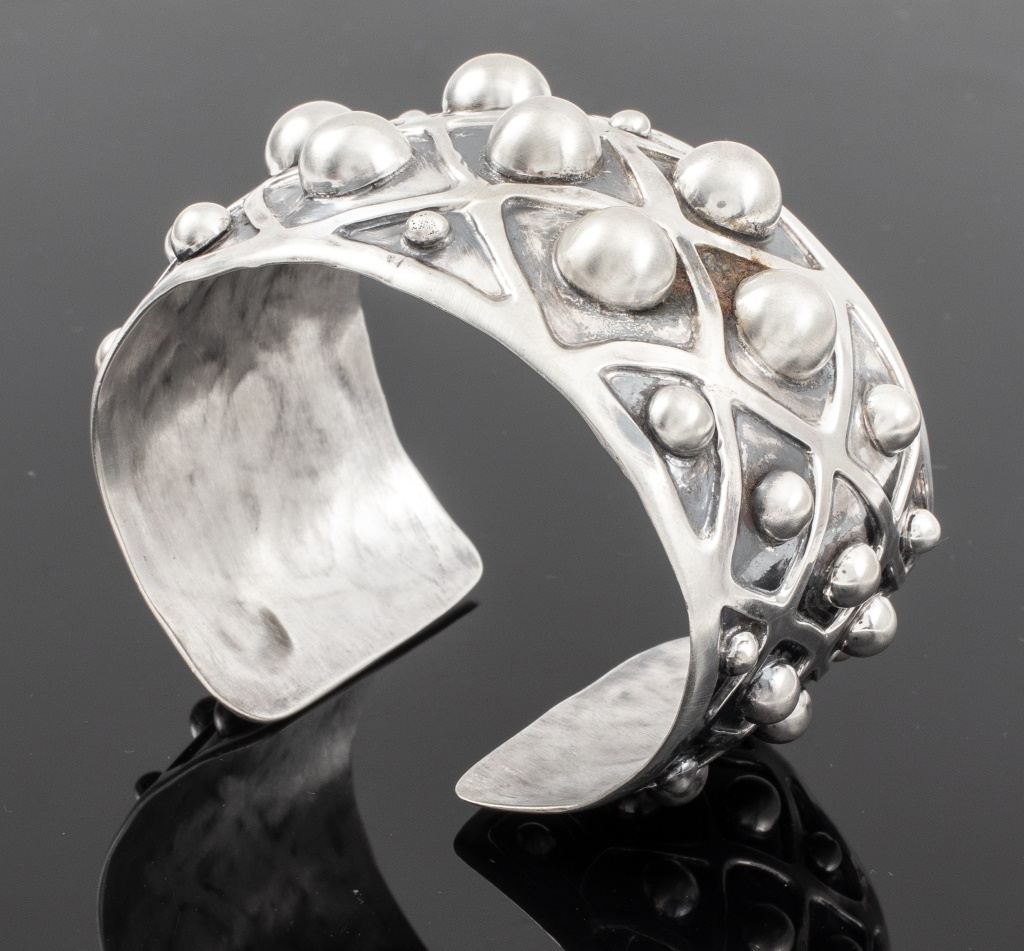 MEXICAN MODERN STERLING SILVER CUFF