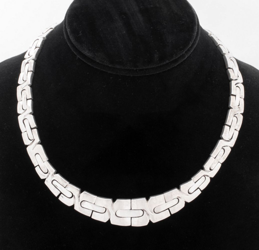 MEXICAN STERLING SILVER NECKLACE