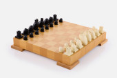 MICHAEL GRAVES, CHESS / CHECKE