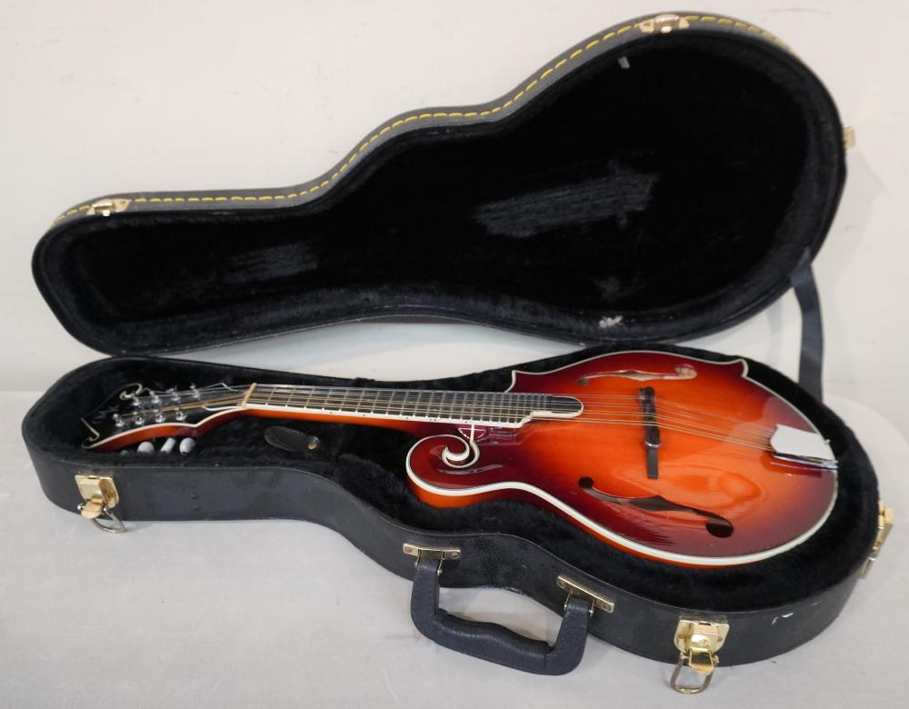 MICHAEL KELLY MANDOLIN WITH
