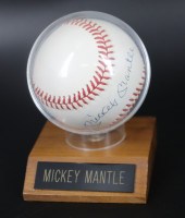 MICKEY MANTLE SIGNED BASEBALL