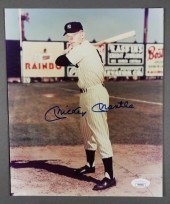 MICKEY MANTLE SIGNED PHOTOGRAP