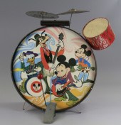 MICKEY MOUSE CHILD'S DRUM SET