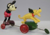 MICKEY PULLED BY PLUTO Japan c