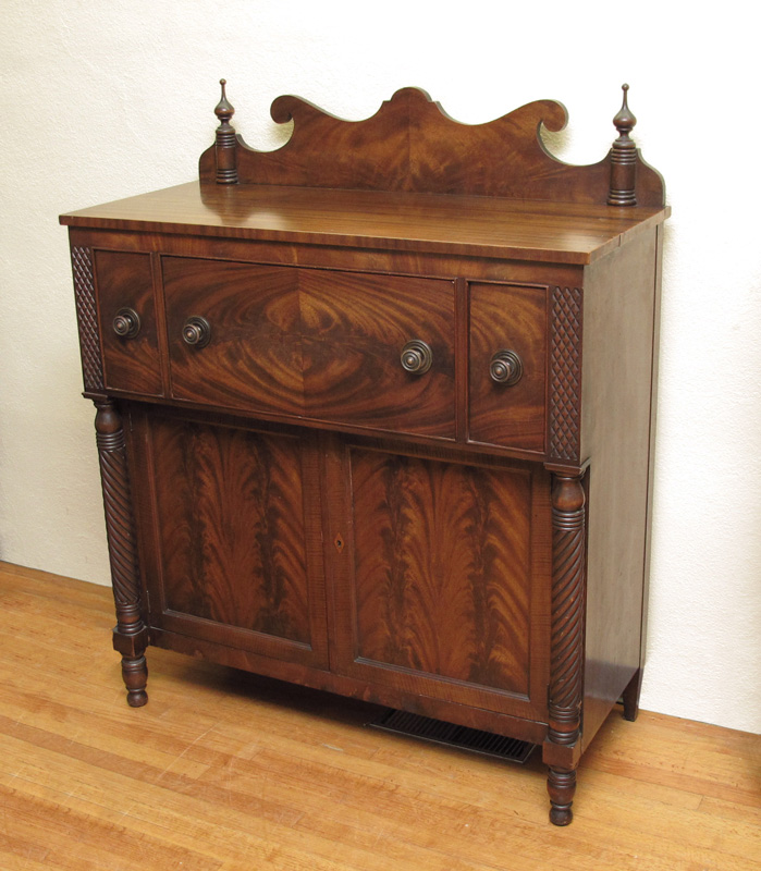 MID 18O0'S AMERICAN EMPIRE MAHOGANY
