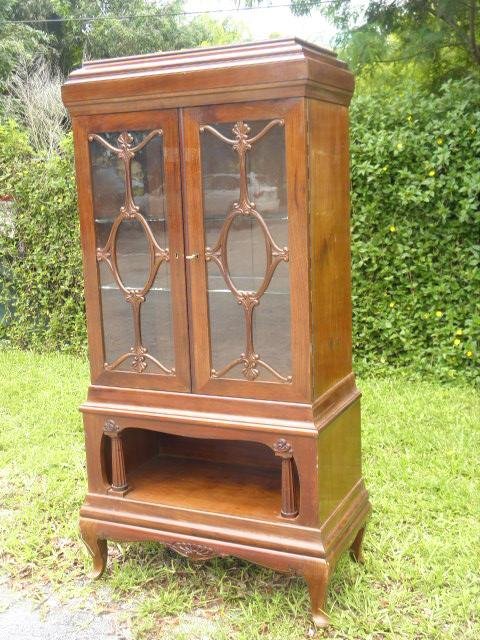 Mid 20th century mahogany finish