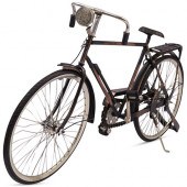 MID-CENTURY COLLECTIBLE RETRO