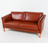 MID-CENTURY DANISH LEATHER LOV