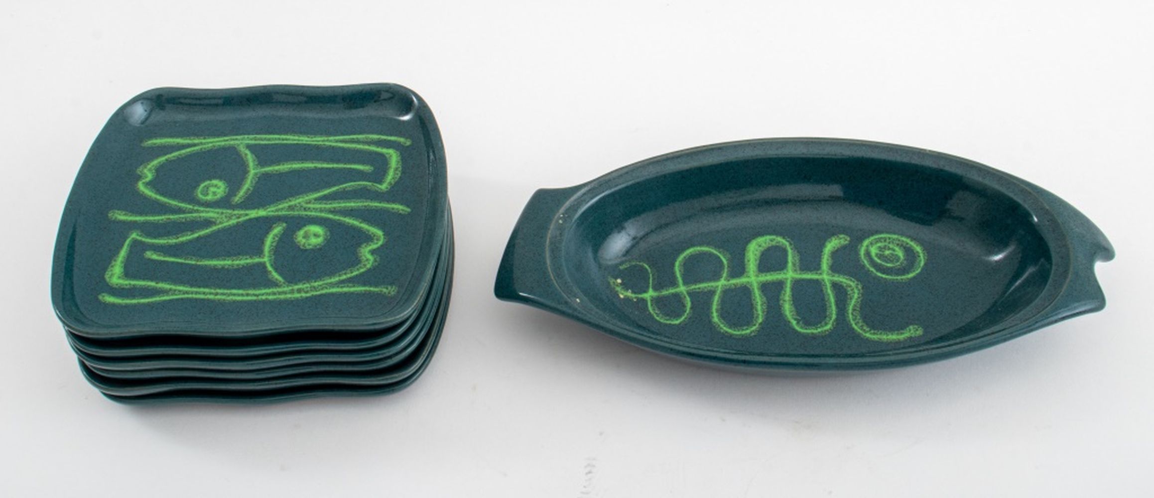 MID-CENTURY GLIDDEN POTTERY