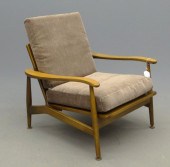 Mid Century lounge chair. Styl