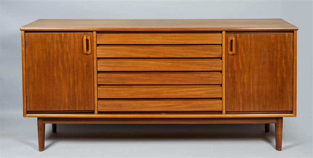 MID-CENTURY MAHOGANY SIDEBOARD,