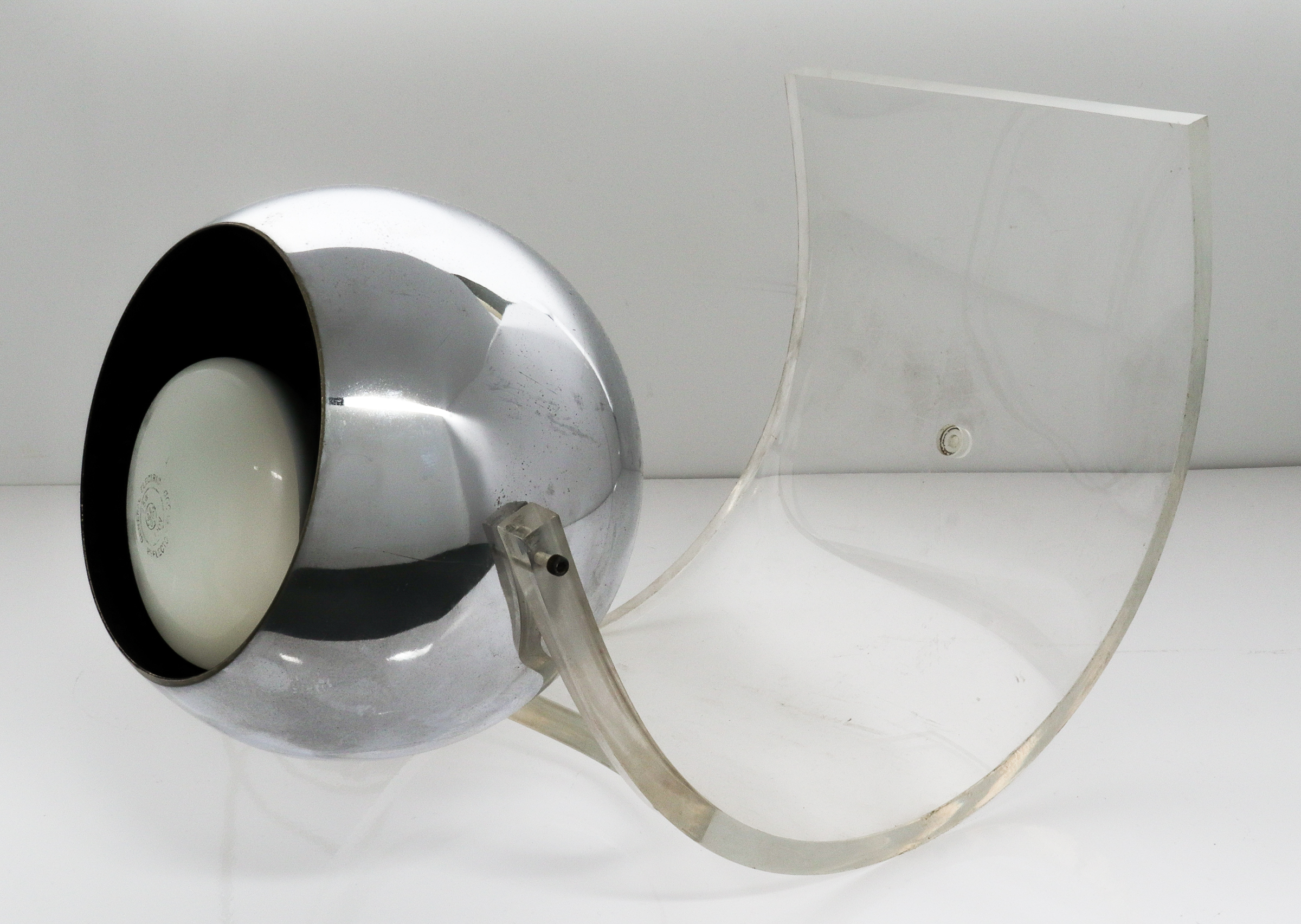 MID-CENTURY MODERN ACRYLIC & CHROME