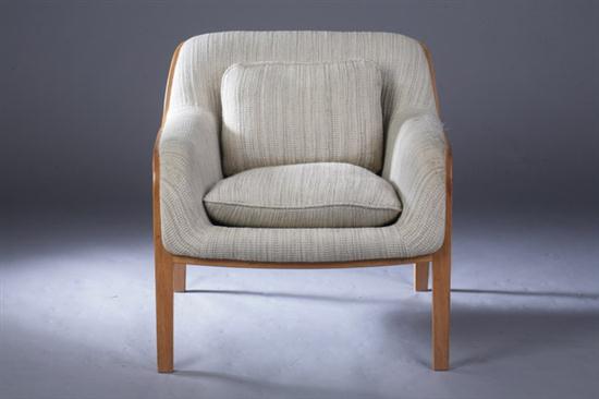 MID-CENTURY MODERN CREAM