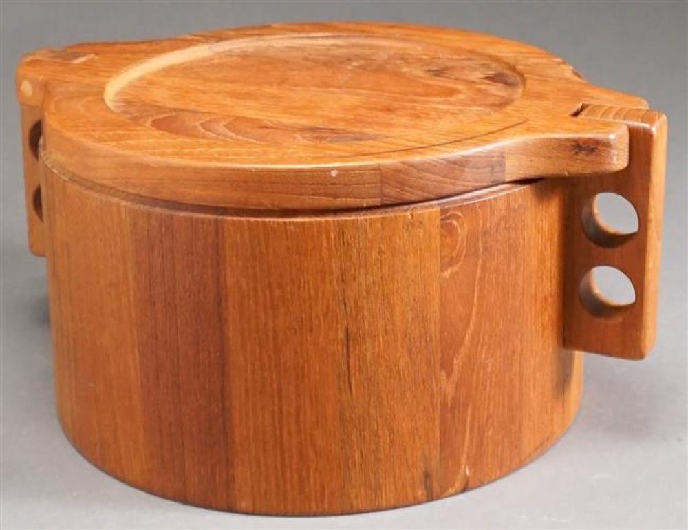 MID-CENTURY MODERN DANISH TEAK