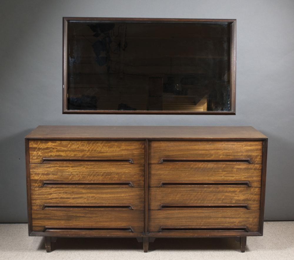 MID-CENTURY MODERN EIGHT-DRAWER
