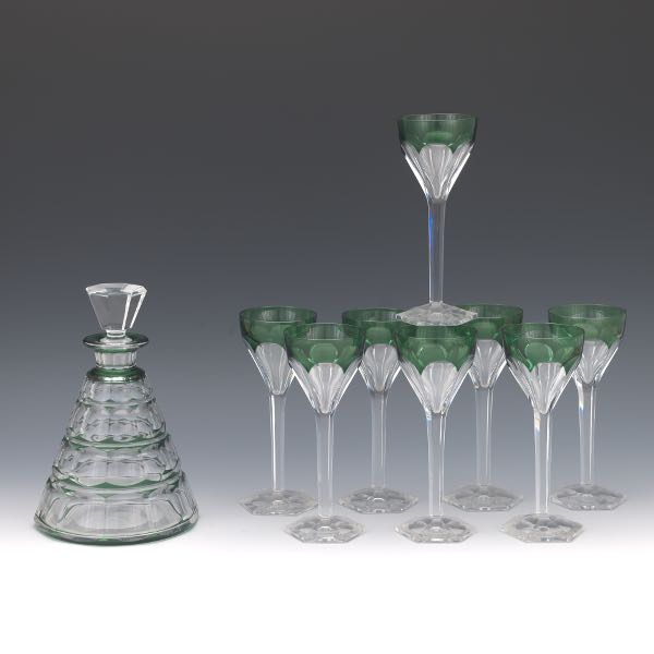 MID CENTURY MODERN GREEN AND