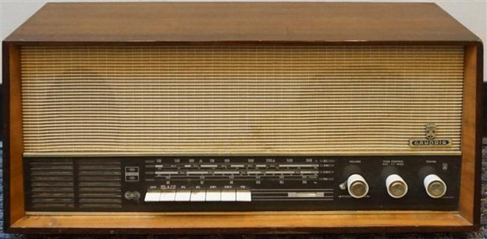 MID-CENTURY MODERN GRUNDIG WERKE