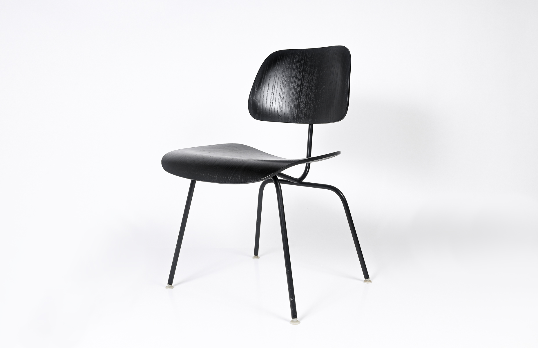 MID-CENTURY MODERN HERMAN MILLER