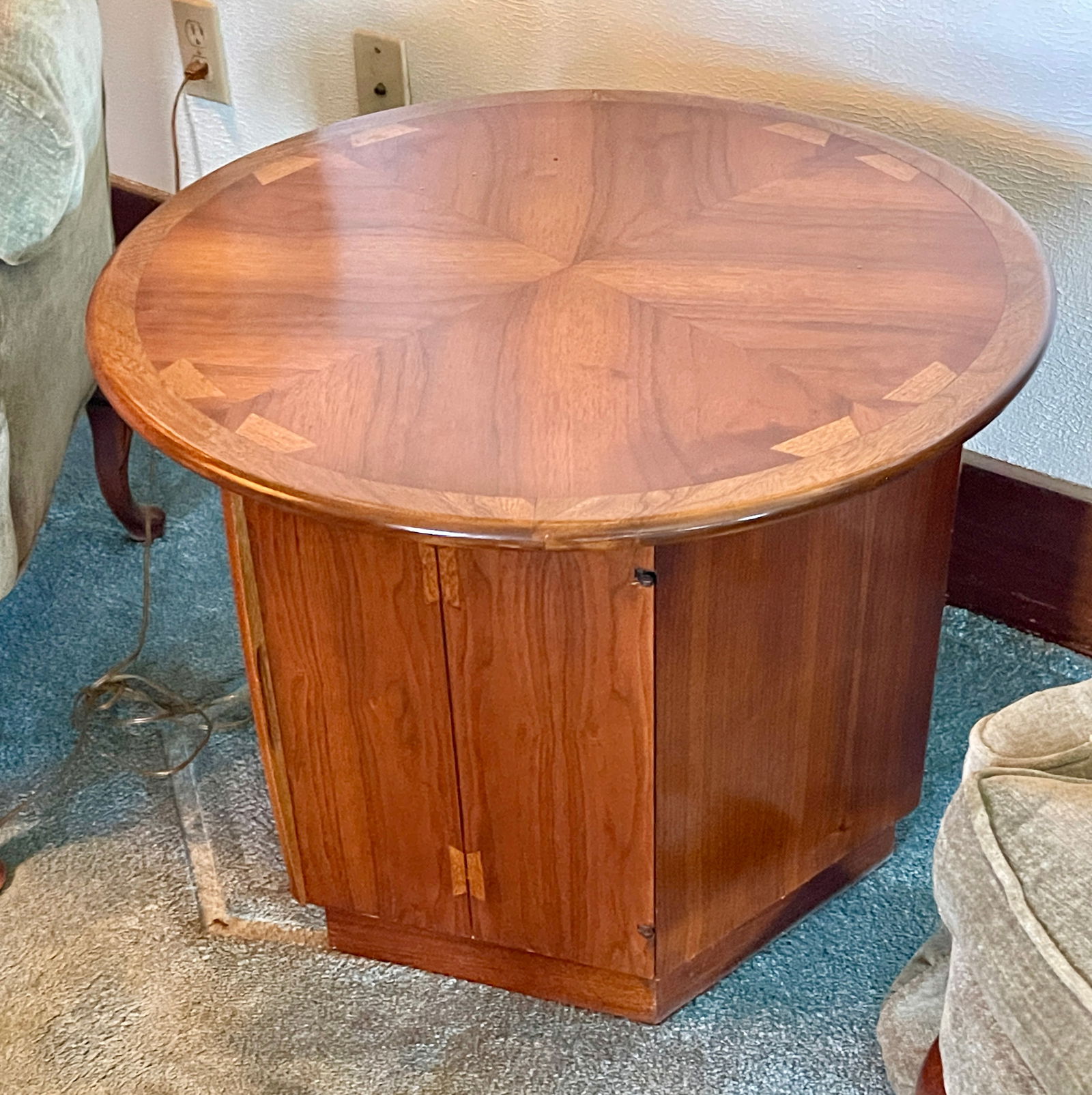 MID-CENTURY MODERN LANE "ACCLAIM"