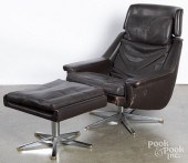 MID-CENTURY MODERN LEATHER CHA