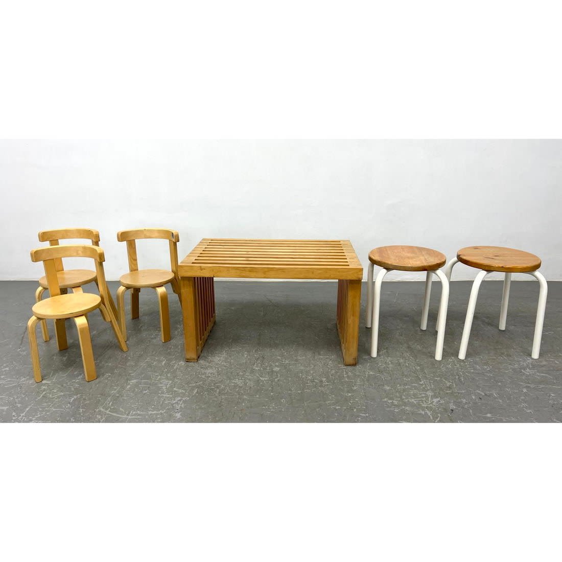 Mid Century Modern Lot. Blonde Wood