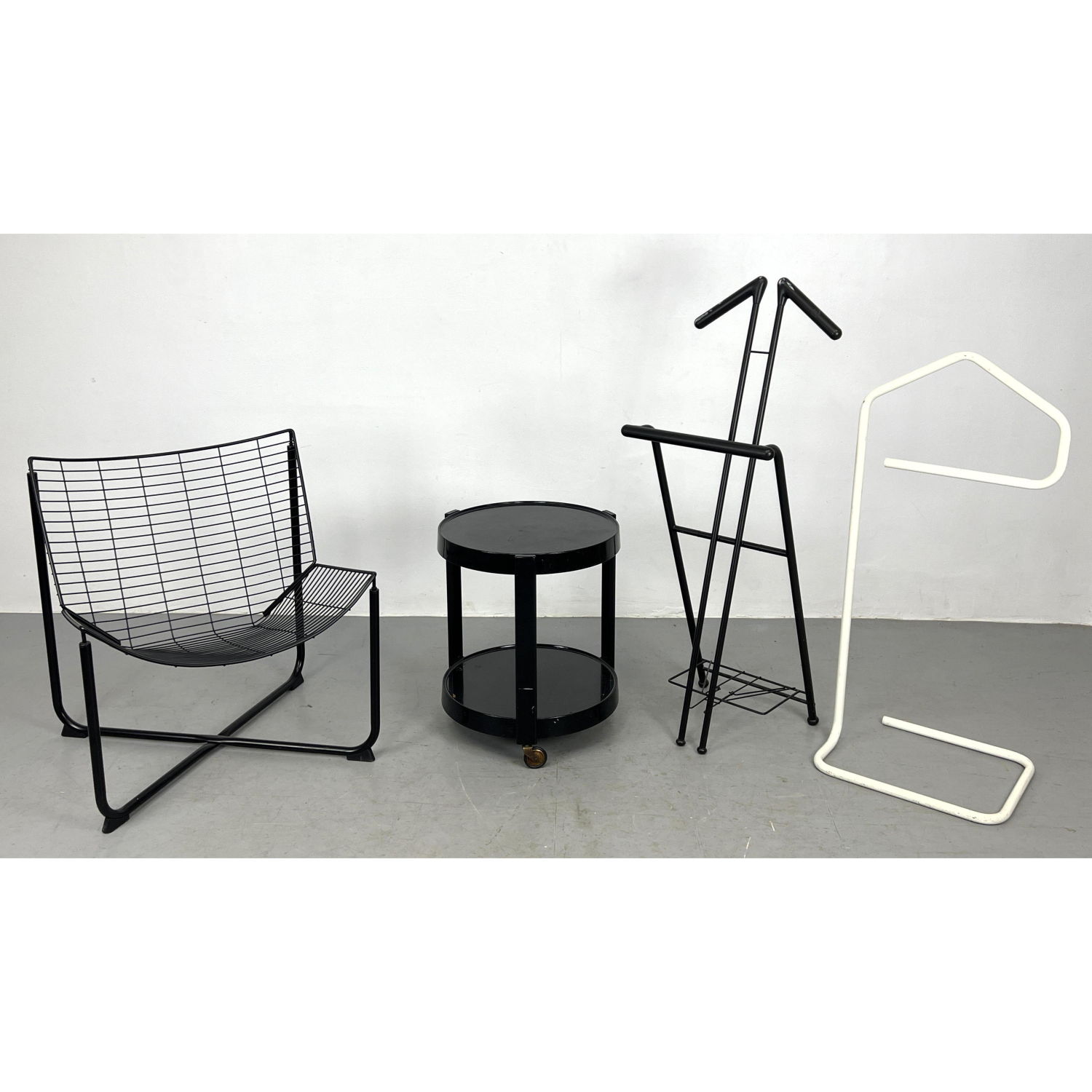 Mid Century Modern Lot. Bonaldo