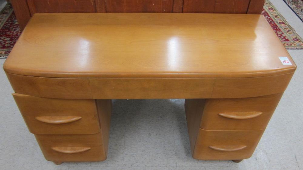 MID-CENTURY MODERN MAPLE
