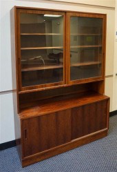 MID-CENTURY MODERN ROSEWOOD VE