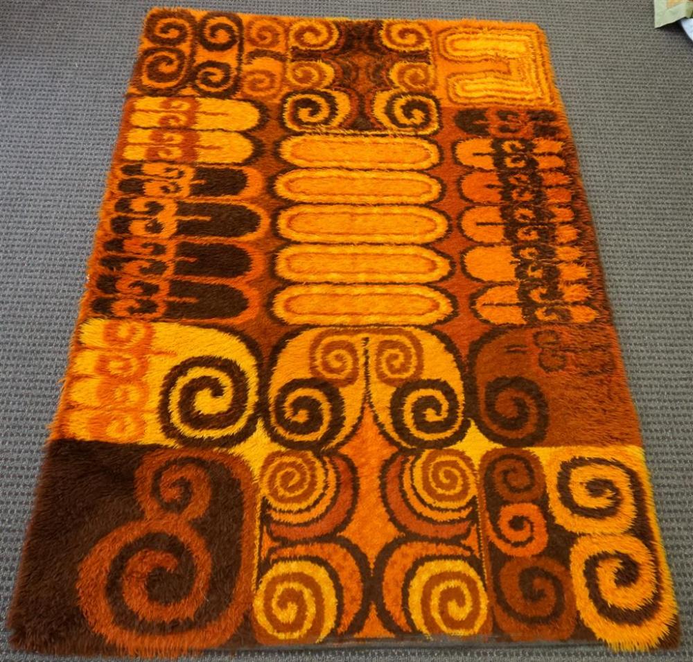 MID-CENTURY MODERN SHAG CARPET, 7