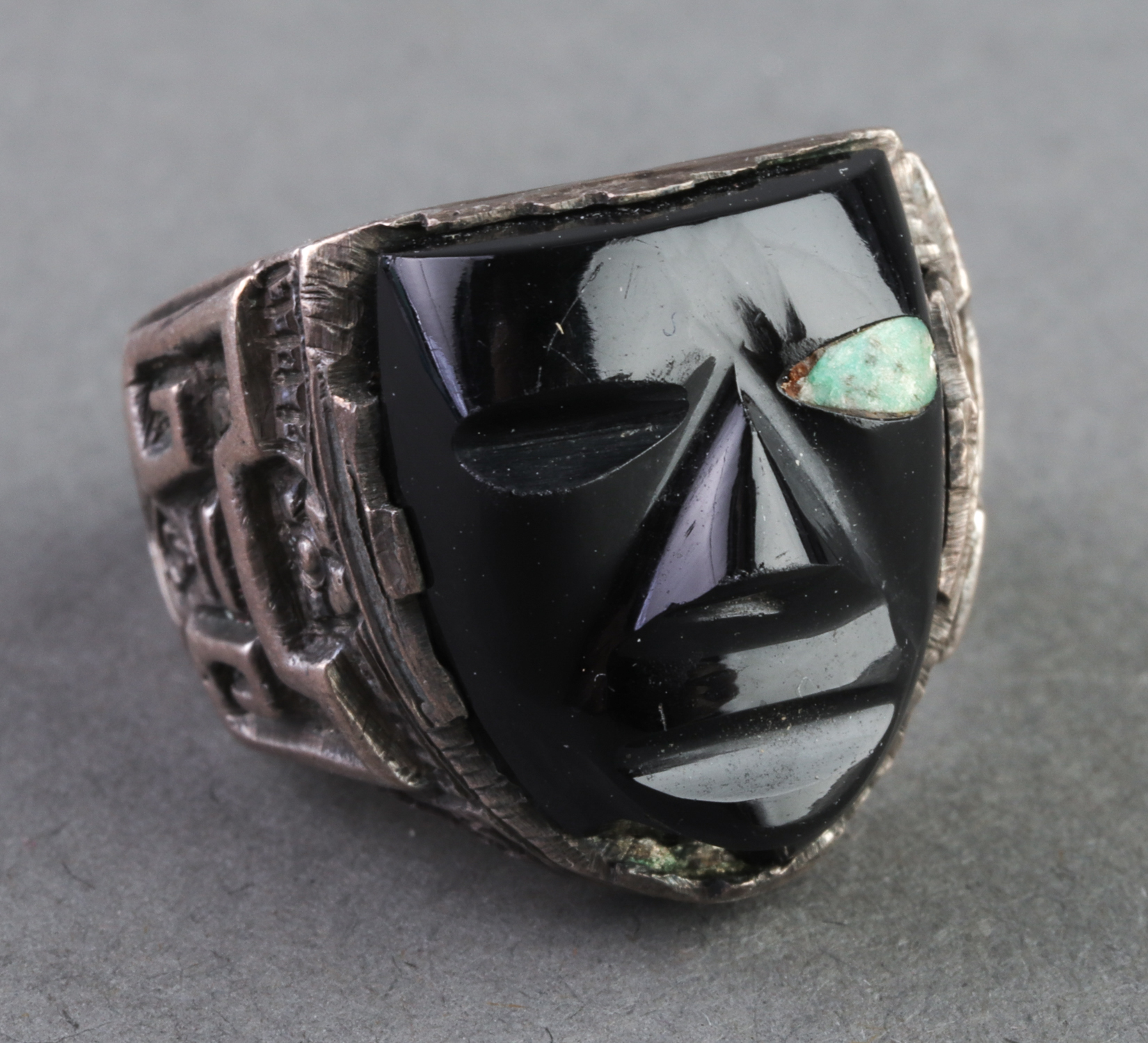 MID-CENTURY MODERN SILVER & ONYX