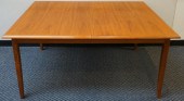 MID-CENTURY MODERN TEAK EXTENS
