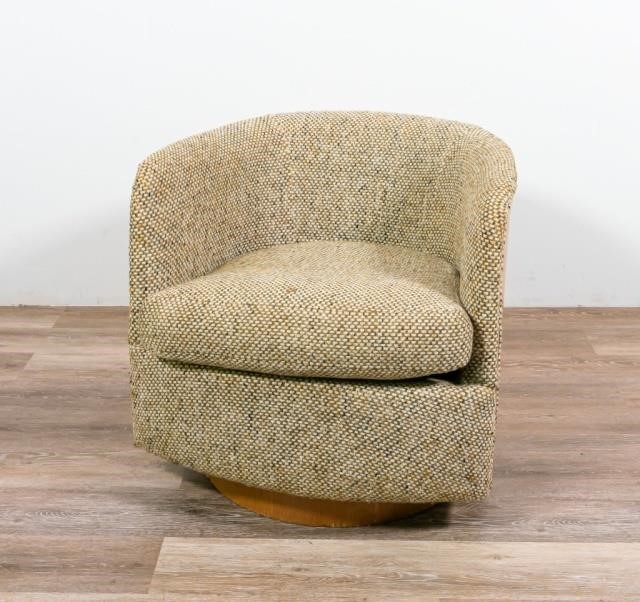 MID CENTURY MODERN TUB CLUB