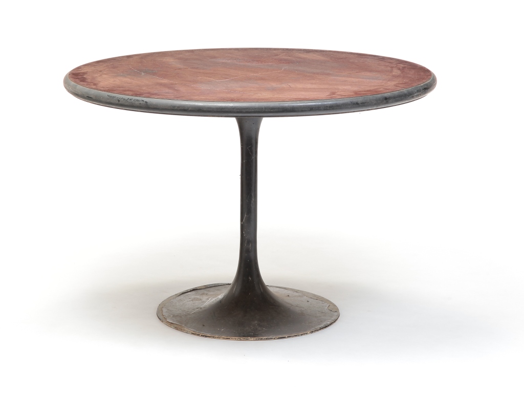 MID-CENTURY MODERN TULIP STYLE