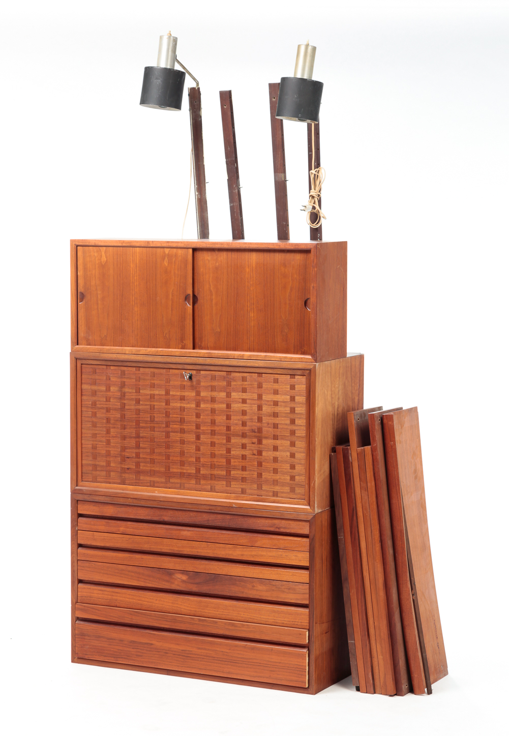 MID CENTURY MODERN WALL UNIT. Mid
