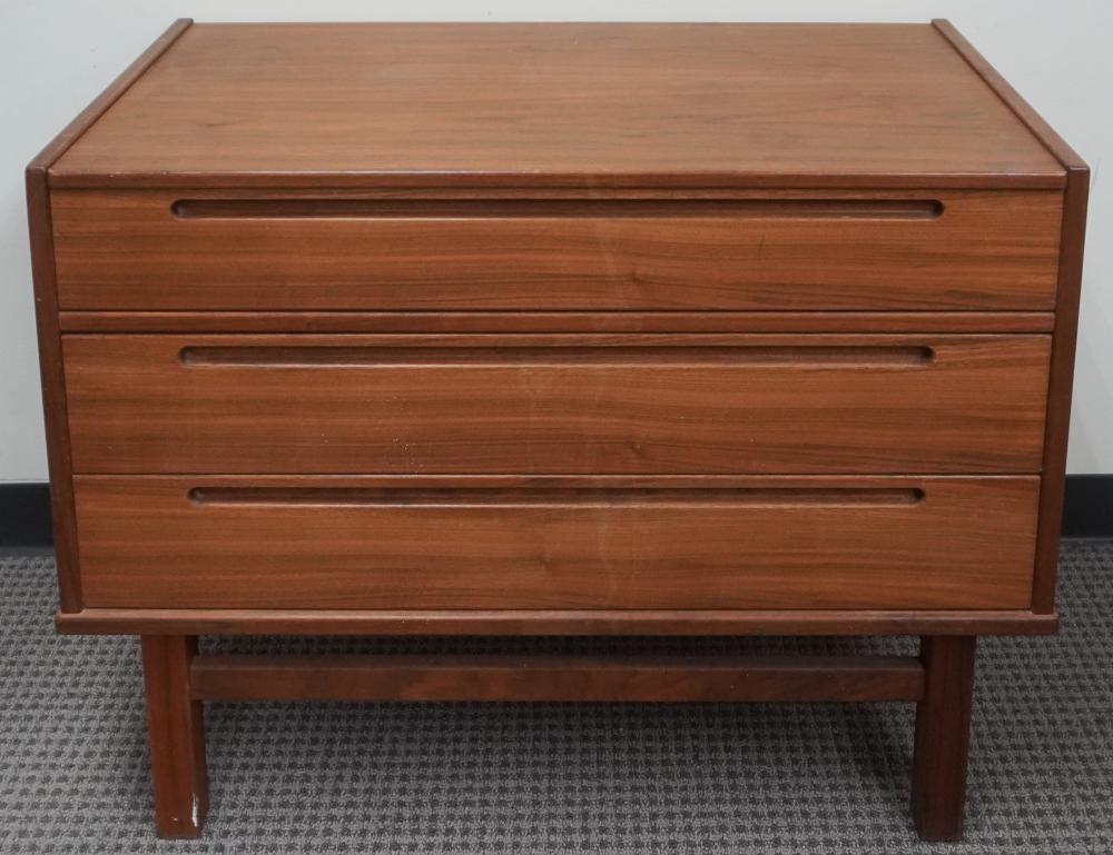 MID-CENTURY MODERN WALNUT SIDE