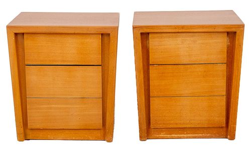 MID-CENTURY MODERNAGE BLOND WOOD