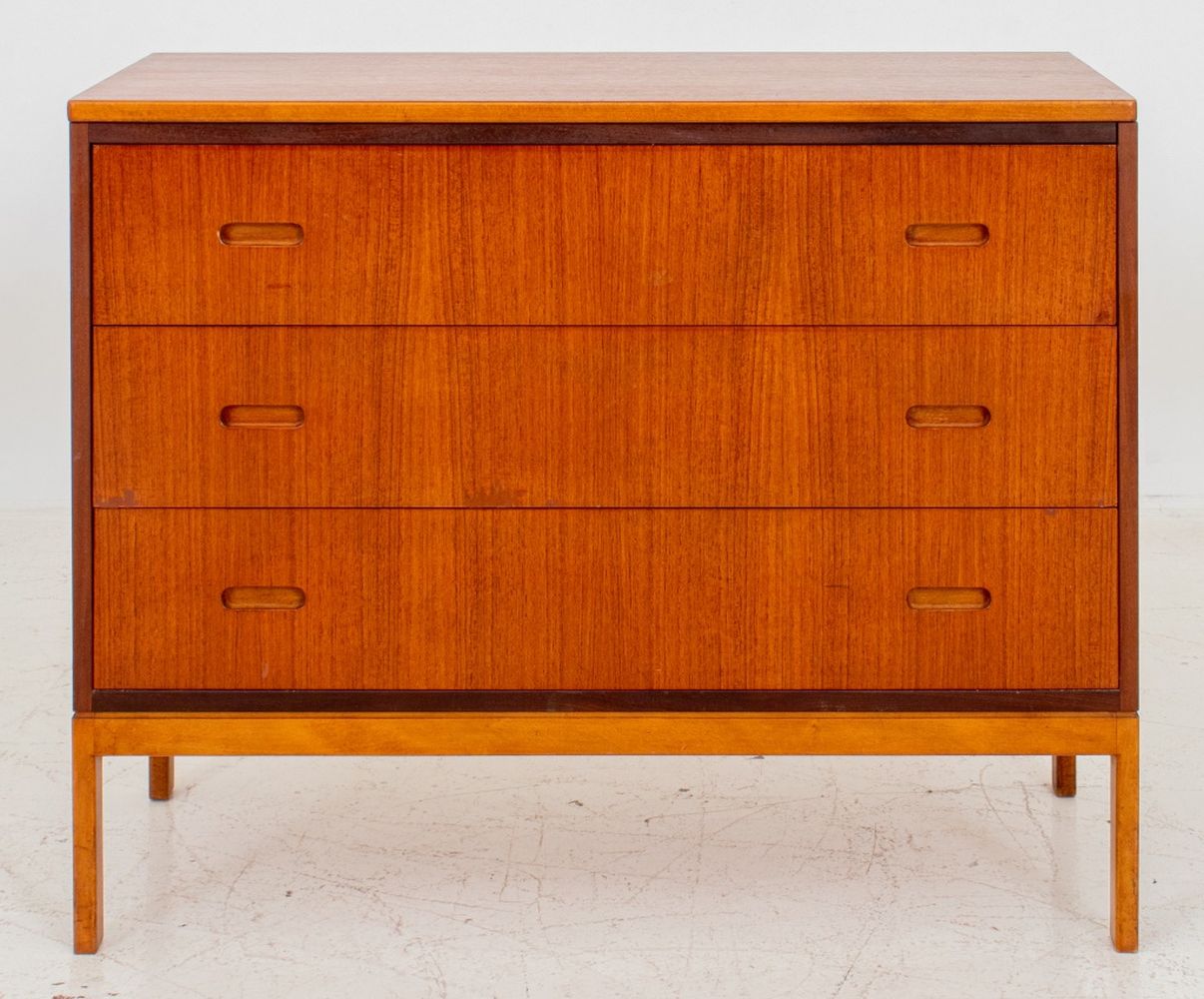 MID CENTURY SCANDINAVIAN DESIGN