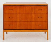 MID CENTURY SCANDINAVIAN DESIG