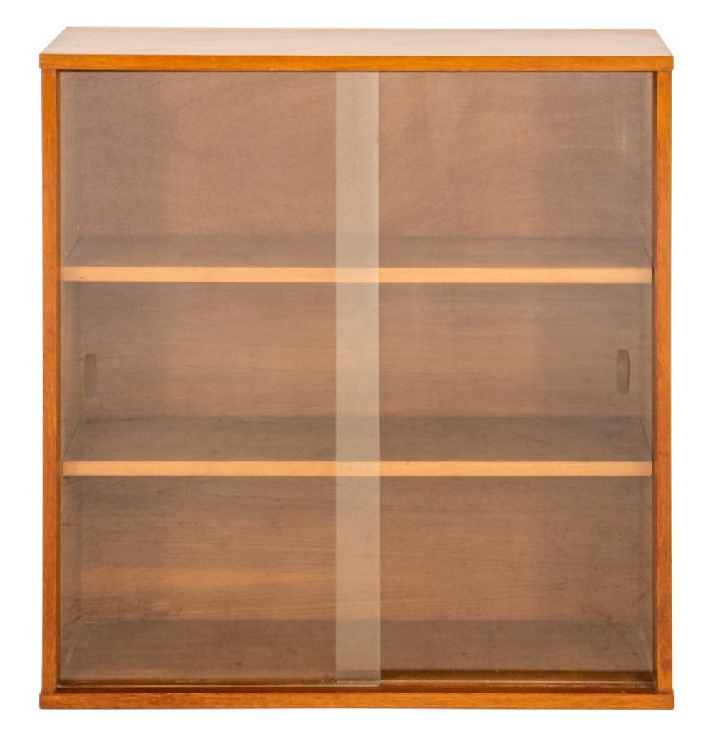 MID-CENTURY SCANDINAVIAN STYLE