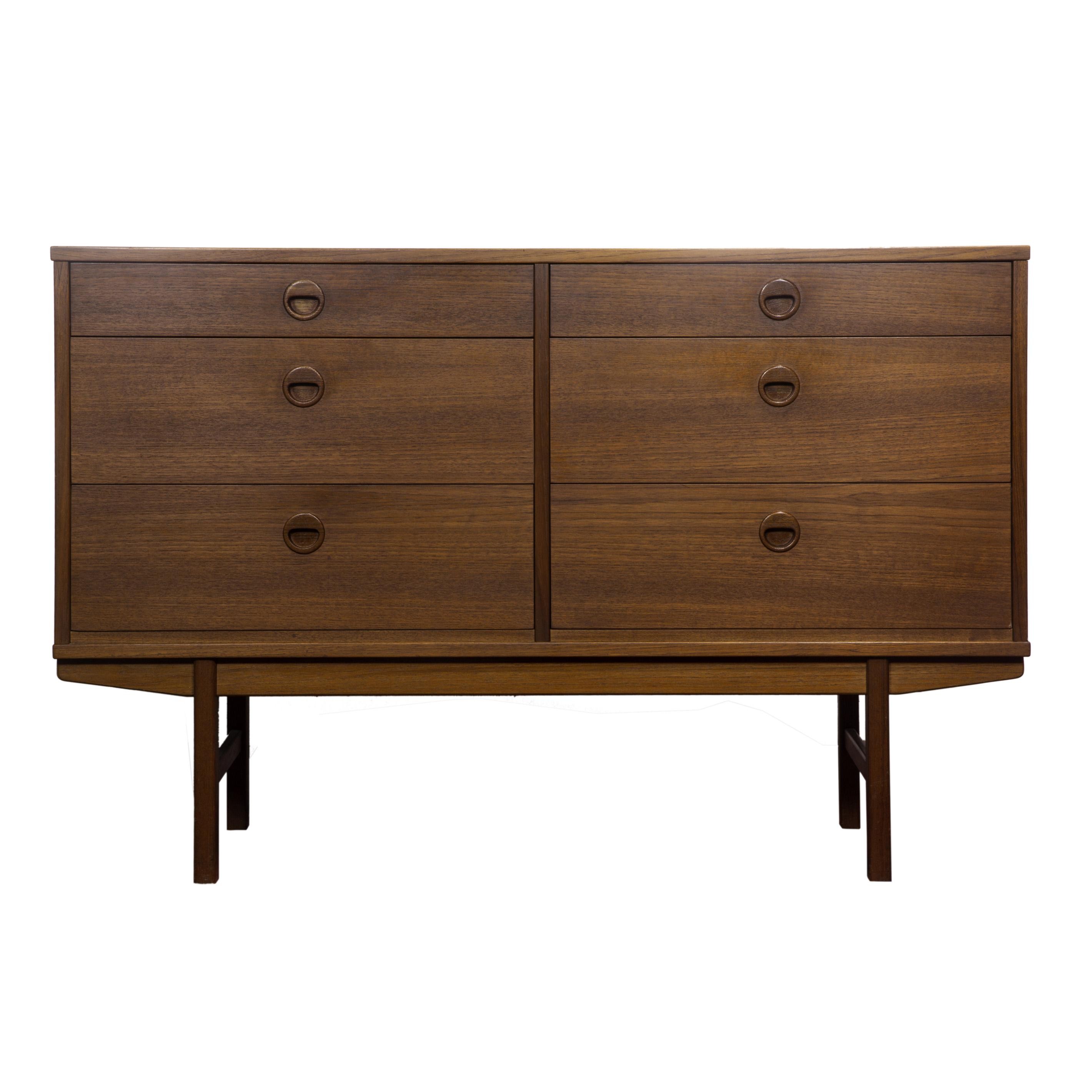MID CENTURY SIX DRAWER CHEST Mid