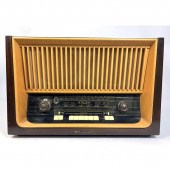 Mid century Telefunken radio m
